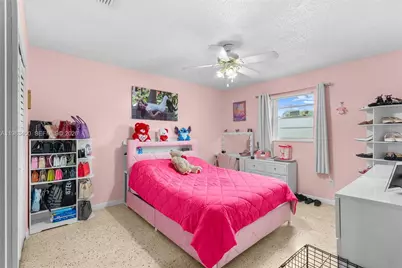 20 W 37th St, Hialeah, FL 33012 - Photo 54