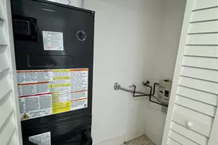 20 W 37th St, Hialeah, FL 33012 - Photo 36