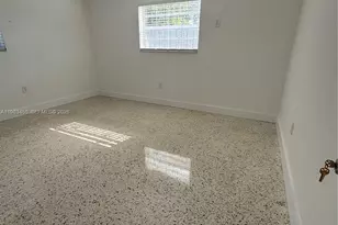 20 W 37th St, Hialeah, FL 33012 - Photo 22