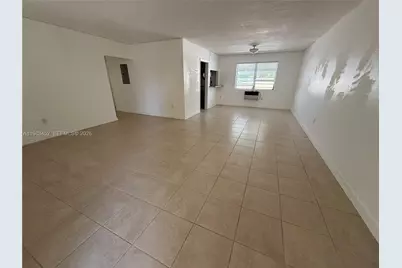 705 NE 92nd St #2, Miami Shores, FL 33138 - Photo 4