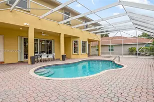 1646 Victoria Pointe Ln, Weston, FL 33327 - Photo 48