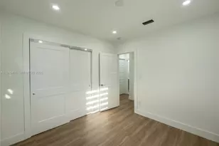14515 Mahogany Ct, Miami Lakes, FL 33014 - Photo 20