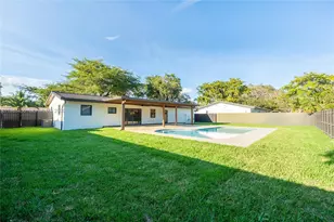 14515 Mahogany Ct, Miami Lakes, FL 33014 - Photo 1