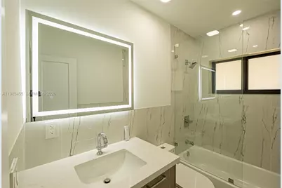 14515 Mahogany Ct, Miami Lakes, FL 33014 - Photo 16