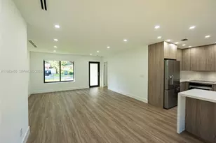 14515 Mahogany Ct, Miami Lakes, FL 33014 - Photo 8