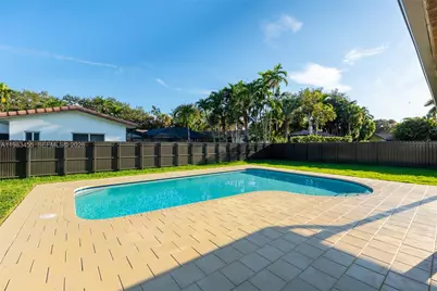 14515 Mahogany Ct, Miami Lakes, FL 33014 - Photo 26