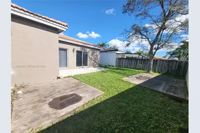 14924 SW 58th St, Miami, FL 33193 - Photo 2