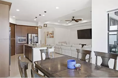 1296 SW 113th Way, Pembroke Pines, FL 33025 - Photo 22