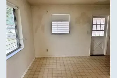 151 SE Celestia Ct, Port Saint Lucie, FL 34983 - Photo 14