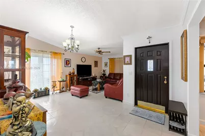 13329 SW 113th Pl, Miami, FL 33176 - Photo 18