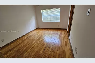 426 NE 210th Cir Ter #101-2, Miami, FL 33179 - Photo 36