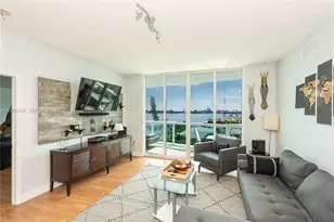 7910 Harbor Island Dr, North Bay Village, FL 33141 - Photo 1