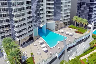 17121 Collins Ave, Sunny Isles Beach, FL 33160 - Photo 2