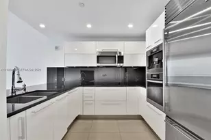 17121 Collins Ave, Sunny Isles Beach, FL 33160 - Photo 10