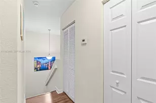 22401 SW 88th Pl, Cutler Bay, FL 33190 - Photo 16