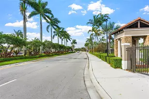 22401 SW 88th Pl, Cutler Bay, FL 33190 - Photo 32