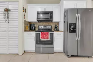 12691 SW 190th St, Miami, FL 33177 - Photo 8