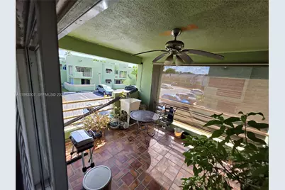 11173 NW 7th St #201-18, Miami, FL 33172 - Photo 14