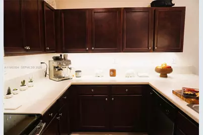 3280 W 92nd Pl, Hialeah, FL 33018 - Photo 12