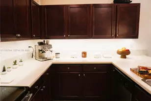 3280 W 92nd Pl, Hialeah, FL 33018 - Photo 12