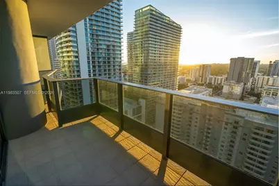 1000 Brickell Plaza #3106, Miami, FL 33131 - Photo 14
