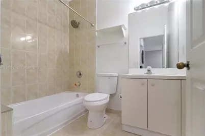 373 NE 26th Pl #201, Homestead, FL 33033 - Photo 16
