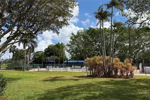 1200 St Charles Pl, Pembroke Pines, FL 33026 - Photo 16