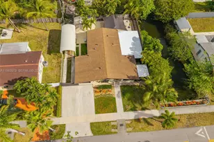 2485 NE 214th St, Miami, FL 33180 - Photo 56