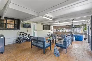 2485 NE 214th St, Miami, FL 33180 - Photo 38