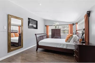 2485 NE 214th St, Miami, FL 33180 - Photo 30