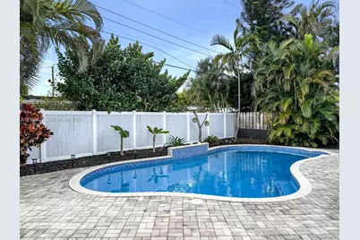 1772 NW 39th St, Oakland Park, FL 33309 - Photo 2