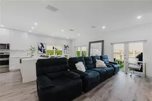 12735 SW 49th Ct, Miramar, FL 33027 - Photo 14