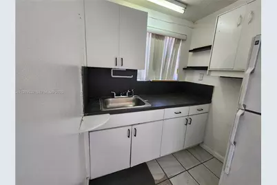[Address not provided], Miami, FL 33165 - Photo 4
