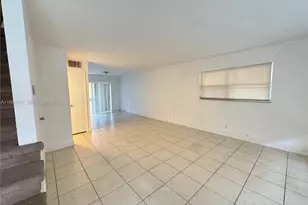 5329 NW 27th St, Lauderhill, FL 33313 - Photo 6