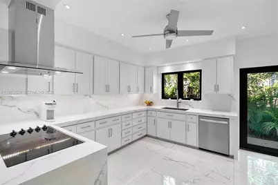 641 Island Rd, Miami, FL 33137 - Photo 14