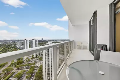 20281 E Country Club Dr #TS 5, Aventura, FL 33180 - Photo 4