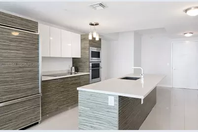 460 NE 28th St #1407, Miami, FL 33137 - Photo 2