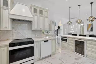 941 NE 119th St, Biscayne Park, FL 33161 - Photo 20