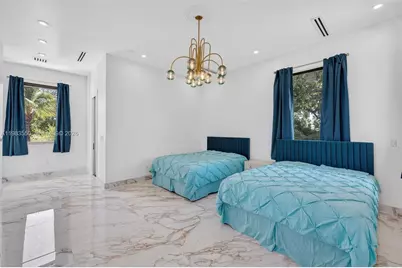 941 NE 119th St, Biscayne Park, FL 33161 - Photo 70