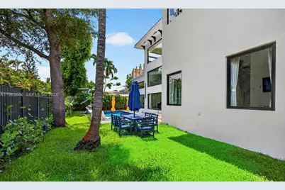 941 NE 119th St, Biscayne Park, FL 33161 - Photo 98