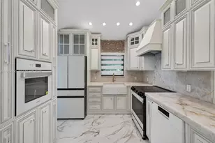 941 NE 119th St, Biscayne Park, FL 33161 - Photo 20