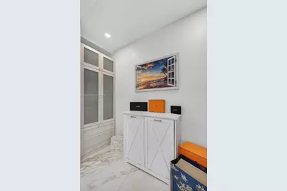941 NE 119th St, Biscayne Park, FL 33161 - Photo 68
