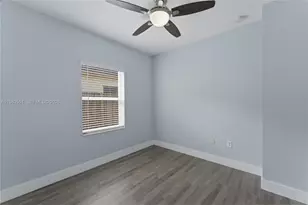 2381 NE 4th St, Homestead, FL 33033 - Photo 24