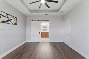 2381 NE 4th St, Homestead, FL 33033 - Photo 20