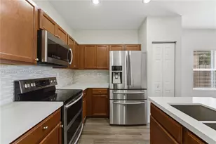 2381 NE 4th St, Homestead, FL 33033 - Photo 12