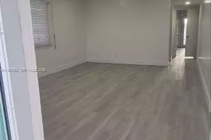 455 Golden Isles Dr, Hallandale Beach, FL 33009 - Photo 10