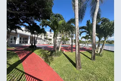 2811 N Oakland Forest Dr #306, Oakland Park, FL 33309 - Photo 32