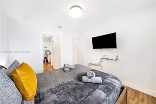 237 38th St, Miami Beach, FL 33140 - Photo 10