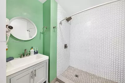 237 38th St #4, Miami Beach, FL 33140 - Photo 14