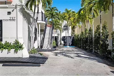 237 38th St #4, Miami Beach, FL 33140 - Photo 22